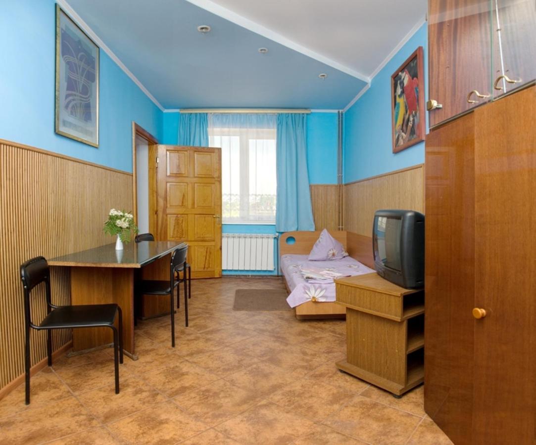 Galitsiya Hotel Lemberg Zimmer foto